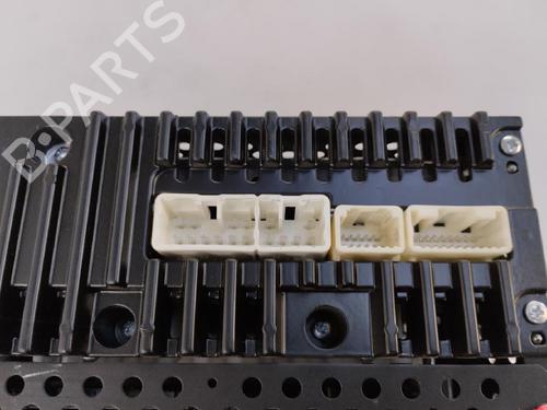 Used Radio TOYOTA AURIS (_E15_) 1.4 (ZZE150_, ZZE150R) (97 hp) 15467955