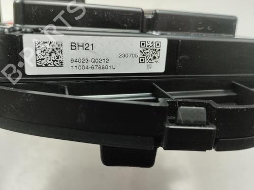 Used Instrument cluster HYUNDAI BAYON (BC3) 1.2 MPI (84 hp) 18099833