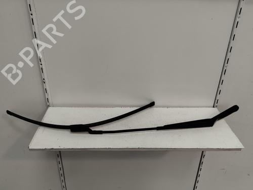Used Front windshield wiper arm PEUGEOT 308 I (4A_, 4C_) 1.6 HDi (112 hp) 16134945