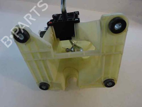 Used Gear lever Gear lever 7438728 7438728