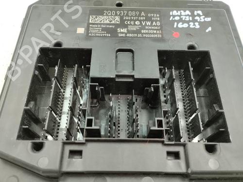 Used Fuse box Fuse box 18861414 18861414