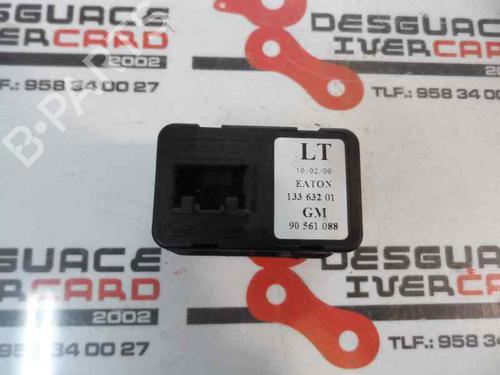Used Left front window switch OPEL ASTRA G Hatchback (T98) 2.0 DTI 16V (F08, F48) (101 hp) 1339853