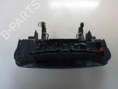 Used Rear left exterior door handle Rear left exterior door handle 2590798 2590798