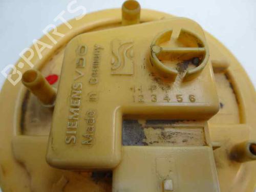 Used Fuel pump Fuel pump FIAT GRANDE PUNTO (199_) 1.3 D Multijet (199.AXD11, 199.AXD1A, 199.AXD1B,... (90 hp) 9129865 9129865