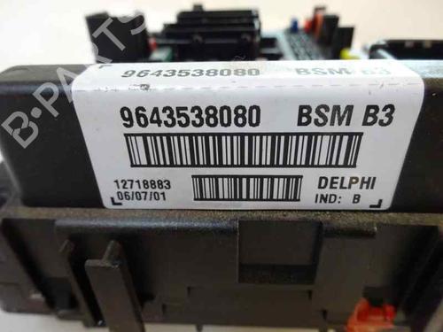 Used Fuse box Fuse box 917977 917977