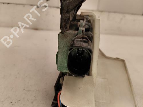 Venstre bak lås VW PASSAT B5.5 (3B3) 1.9 TDI (130 hp) 12309438