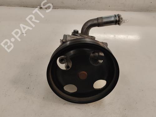 Used Steering pump FORD FIESTA V (JH_, JD_) [2001-2014]  15912181