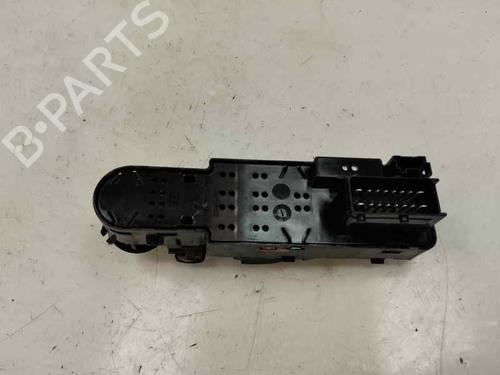 Used Left front window switch DS DS 3 (SA_) 1.2 THP 110 / PureTech 110 (SAHNPS, SAHNZ6, SAHNZT) (110 hp) 21395058