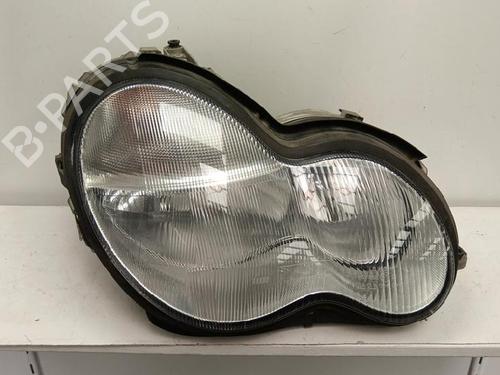 Used Right headlight Right headlight MERCEDES-BENZ C-CLASS (W203) C 200 Kompressor (203.045) (163 hp) 35745182 35745182