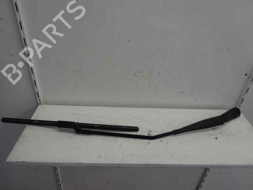 Used Front windshield wiper arm Front windshield wiper arm 4473824 4473824