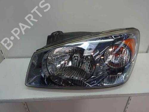 Used Left headlight KIA CERATO I Hatchback (LD) 2.0 CRDi (112 hp) 8872106