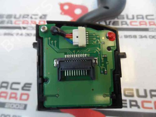 Used Steering column stalk FORD FOCUS III [2010-2020]  1339916