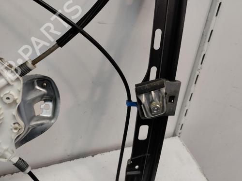 Front left window mechanism MERCEDES-BENZ C-CLASS (W203) C 180 Kompressor (203.046) | BP15952454C22