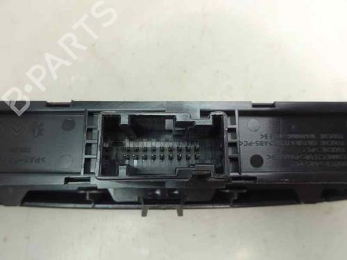 Used Warning switch PEUGEOT 308 I (4A_, 4C_) 1.6 HDi (112 hp) 4389943