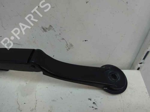 Used Front windshield wiper arm Front windshield wiper arm 5215170 5215170