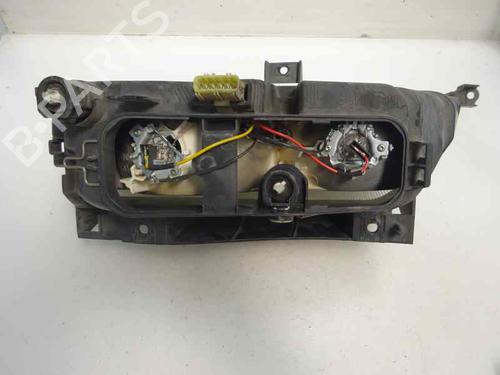 Used Right headlight CITROËN XANTIA (X1_, X2_) 2.0 HDI 109 (109 hp) 8081874