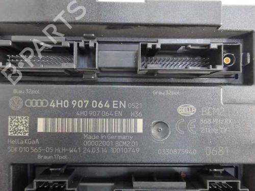 Used Fuse box Fuse box 3348876 3348876