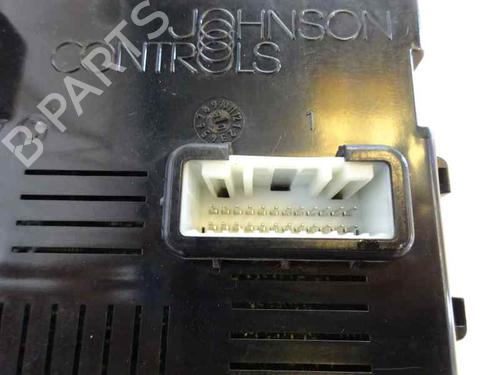 Fuse box RENAULT CLIO III Grandtour (KR0/1_) 1.5 dCi (KR0F) | BP2708261E1