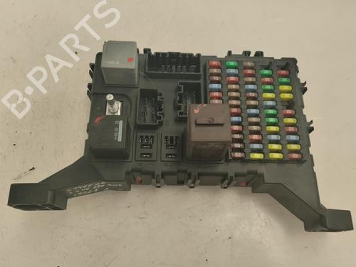 Used Fuse box JAGUAR X-TYPE I (X400) [2001-2009]  13526731