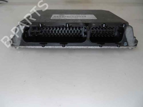 Calculateur moteur (ecu) SEAT AROSA (6H1) 1.0 (50 hp) 355462