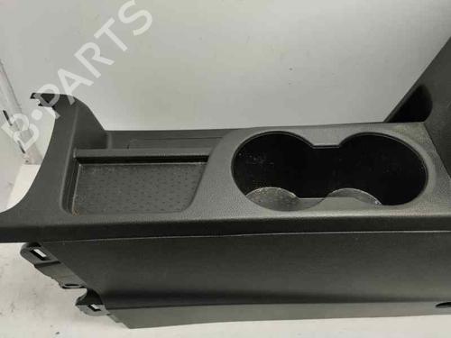 Used Armrest / Center console Armrest / Center console 27243114 27243114