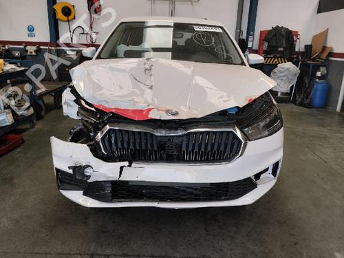 Fuse box SKODA FABIA IV (PJ3) 1.0 TSI | BP17641376E1