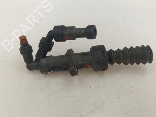 Used Clutch slave cylinder Clutch slave cylinder 39092194 39092194