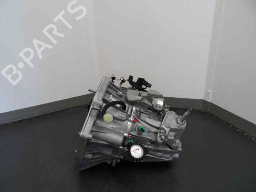 Used Gearbox DACIA DUSTER (HS_) 1.5 dCi (HSAJ) (90 hp) 231210