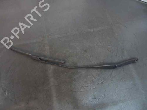 Used Front windshield wiper arm Front windshield wiper arm 3469096 3469096