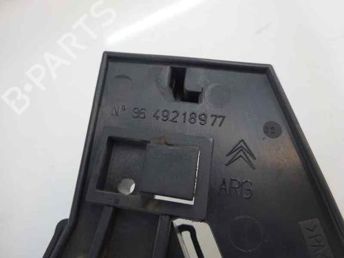 Used Rear left interior door handle Rear left interior door handle 6475733 6475733