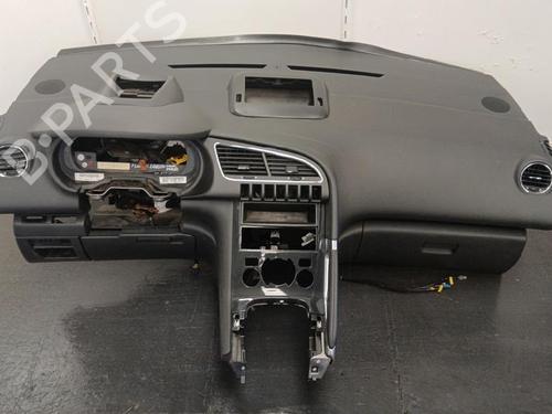 Used Dashboard Dashboard PEUGEOT 3008 I MPV (0U_) 2.0 HDi (163 hp) 39092187 39092187