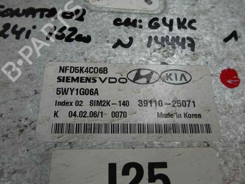 Used Engine control unit (ECU) HYUNDAI SONATA V (NF) 2.4 (162 hp) 7530950
