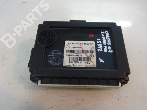 Used Fuse box KIA CARENS III MPV (UN) 2.0 CRDi 140 (140 hp) 11011573