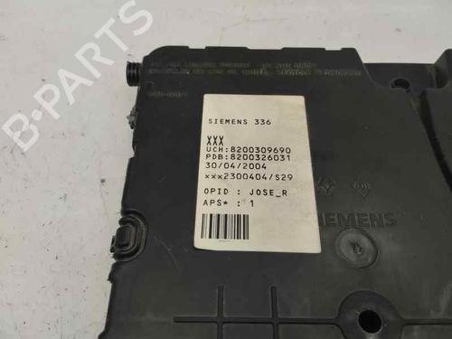 Fuse box RENAULT MEGANE II Saloon (LM0/1_) 1.5 dCi (LM02, LM13, LM2A) | BP26555337E1 - Image 2