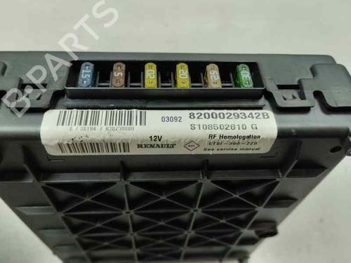 Sicherungskasten für RENAULT SCÉNIC I MPV (JA0/1_, FA0_) 1.9 dTi (JA1U) (80 hp) 30540660