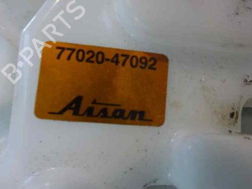 Used Fuel pump Fuel pump 2987636 2987636