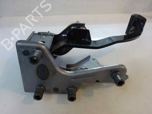 Used Break pedal NISSAN JUKE (F15) 1.5 dCi (110 hp) 8797456