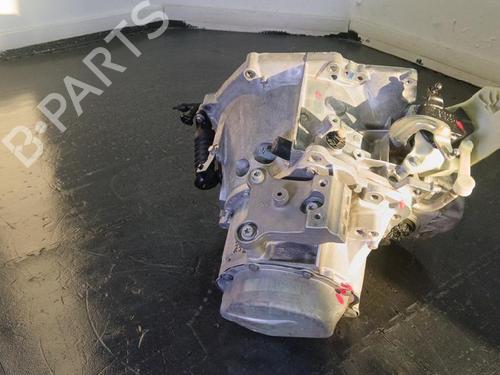 Gearbox CITROËN C4 CACTUS 1.6 BlueHDi 100 | BP37872306M3 - Image 3