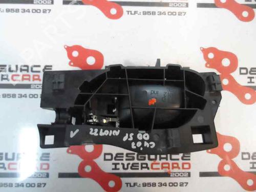Used Front right interior door handle Front right interior door handle 3213163 3213163
