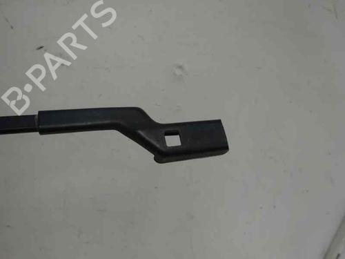 Used Front windshield wiper arm Front windshield wiper arm VW POLO V (6R1, 6C1) 1.2 TDI (75 hp) 6054227 6054227