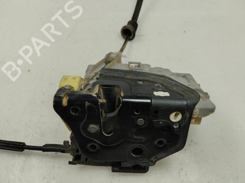 Używane Zamek drzwi przednich prawych VW PASSAT B6 (3C2) 2.0 TDI 16V (140 hp) 18137655