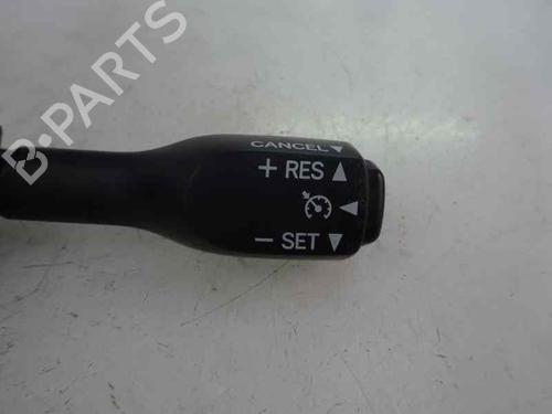 Kombi Kontakt / Stilkkontakt TOYOTA COROLLA Verso (ZER_, ZZE12_, R1_) 2.2 D-4D (AUR10_, AUR10R) (136 hp) 5950652