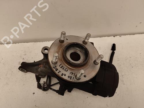 Used Left front steering knuckle HYUNDAI i30 (FD) [2007-2012]  12309704
