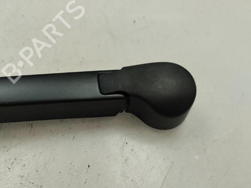 Used Rear windshield wiper arm Rear windshield wiper arm 18475482 18475482