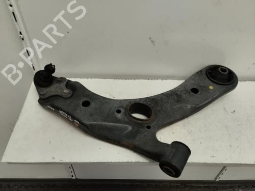Used Right front suspension arm TOYOTA VERSO (_R2_) [2009-2018]  13023867