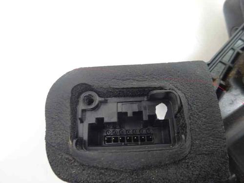 Cerradura puerta trasera izquierda VW POLO V (6R1, 6C1) 1.2 TDI (75 hp) 6054221