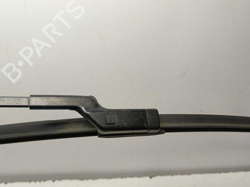 Used Front windshield wiper arm Front windshield wiper arm 35740791 35740791