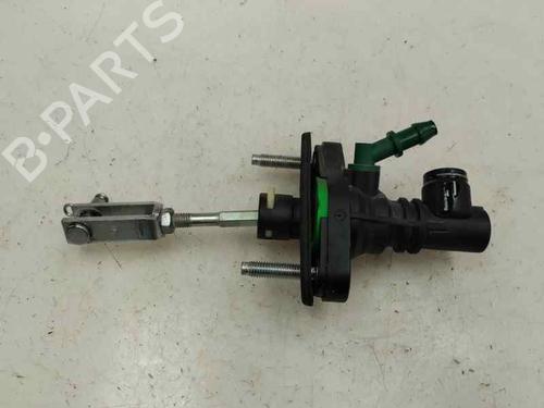 Used Clutch slave cylinder TOYOTA AURIS Estate (_E18_) 2.0 D-4D (ADE186_) (124 hp) 30541228