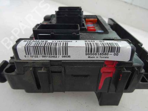 Caja reles / fusibles CITROËN BERLINGO / BERLINGO FIRST MPV (MF_, GJK_, GFK_) [1996-2025]  9856937