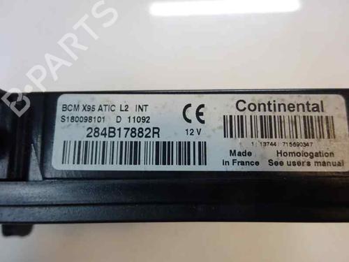 Used Fuse box Fuse box 1499725 1499725